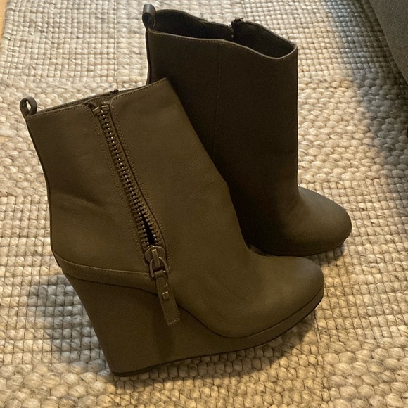 Nine West wedge boot - Picture 1 of 3